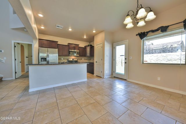 13313 TUGGLE Road, El Paso, TX 79928