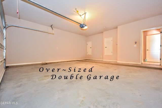13313 TUGGLE Road, El Paso, TX 79928