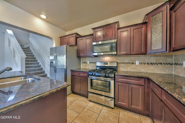 13313 TUGGLE Road, El Paso, TX 79928