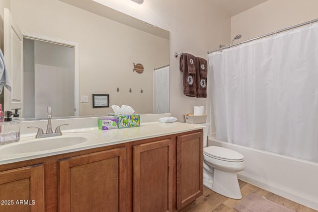 1193 W DESERT HOLLOW Drive, San Tan Valley, AZ 85143