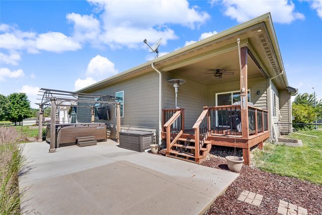 1488 Marina Cove Drive, Polk City, IA 50226
