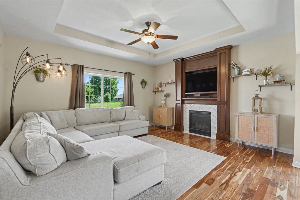 1488 Marina Cove Drive, Polk City, IA 50226