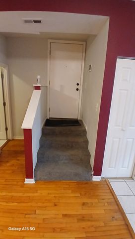 1430 E 69th Street 1S, Chicago, IL 60637