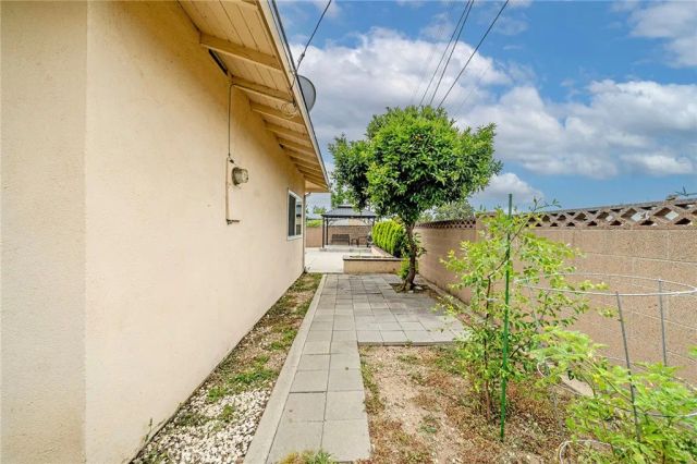 15243 Crosswood, La Mirada, CA 90638