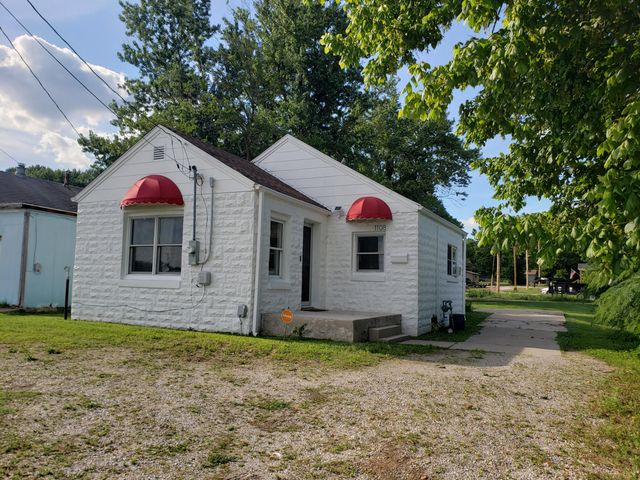 1108 E Cleveland Avenue, Monett, MO 65708