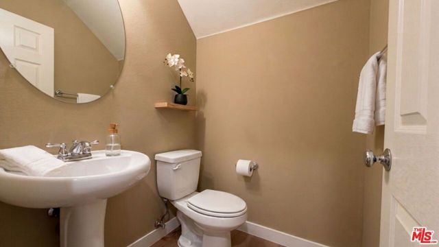 217 W Zinfandel Drive, Covina, CA 91723
