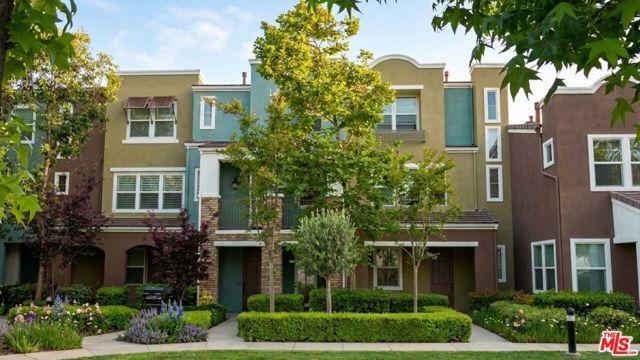 217 W Zinfandel Drive, Covina, CA 91723