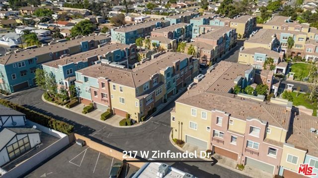 217 W Zinfandel Drive, Covina, CA 91723