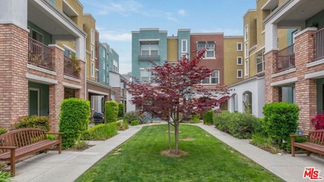 217 W Zinfandel Drive, Covina, CA 91723