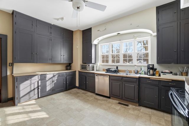 825 E Mccreight Avenue 825 E Mccreight Avenue, Springfield, OH 45503