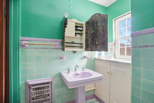 825 E Mccreight Avenue 825 E Mccreight Avenue, Springfield, OH 45503