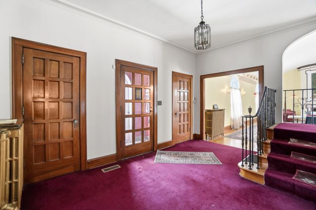 825 E Mccreight Avenue 825 E Mccreight Avenue, Springfield, OH 45503