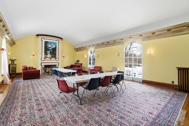 825 E Mccreight Avenue 825 E Mccreight Avenue, Springfield, OH 45503