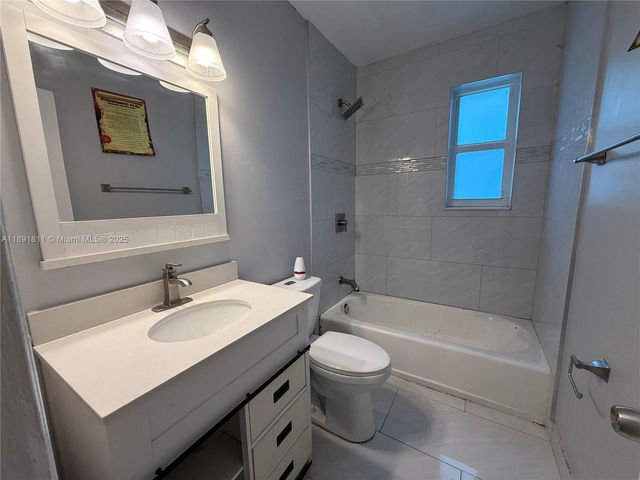 11305 NE 13th Ave, Miami, FL 33161