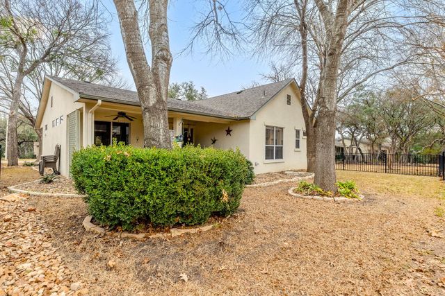 216 Whispering Wind DR, Georgetown, TX 78633
