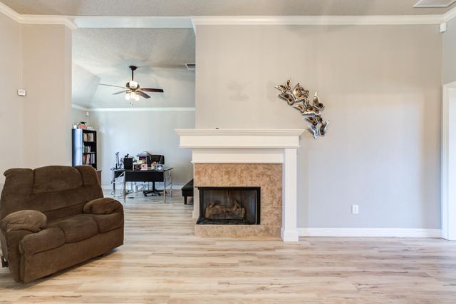 1004 Oshkosh Avenue, Lubbock, TX 79416