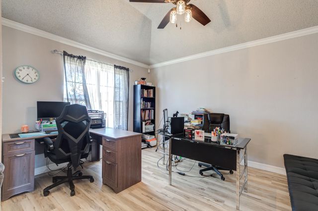 1004 Oshkosh Avenue, Lubbock, TX 79416