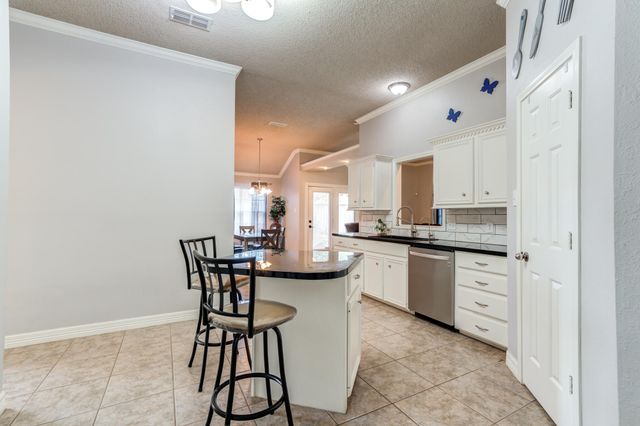 1004 Oshkosh Avenue, Lubbock, TX 79416