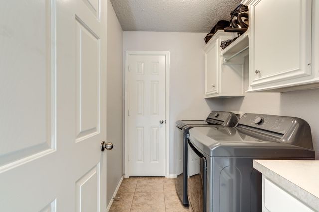 1004 Oshkosh Avenue, Lubbock, TX 79416