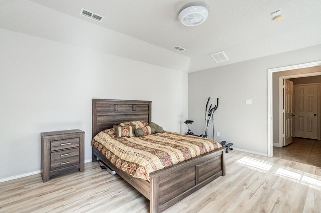 1004 Oshkosh Avenue, Lubbock, TX 79416