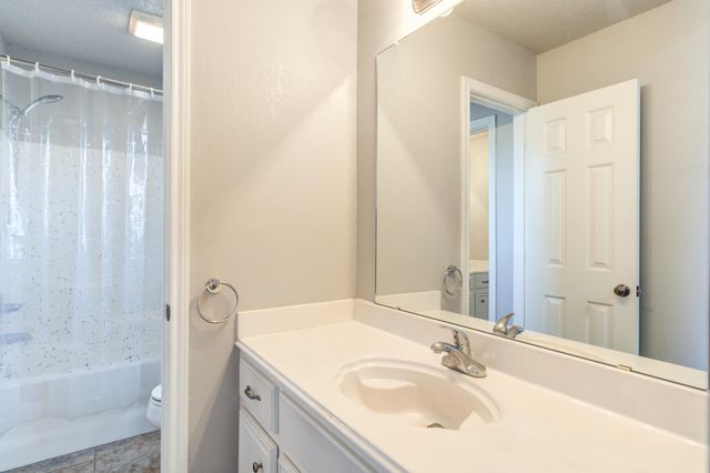 1004 Oshkosh Avenue, Lubbock, TX 79416