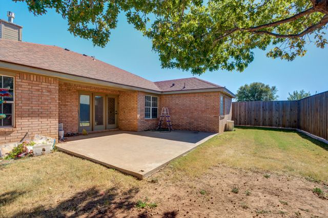 1004 Oshkosh Avenue, Lubbock, TX 79416