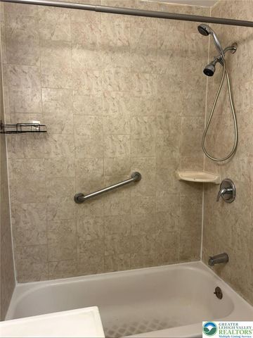 1120 Fullerton Avenue, Allentown City, PA 18102