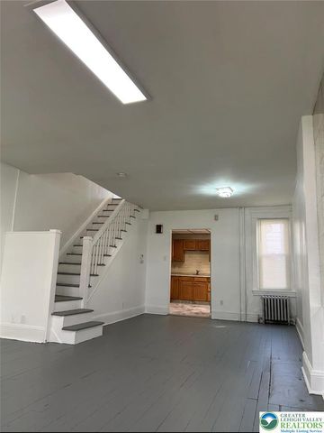 1120 Fullerton Avenue, Allentown City, PA 18102