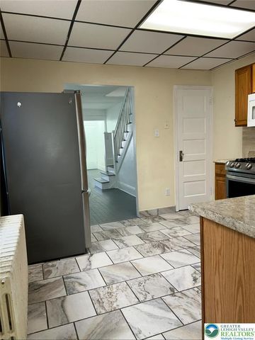 1120 Fullerton Avenue, Allentown City, PA 18102