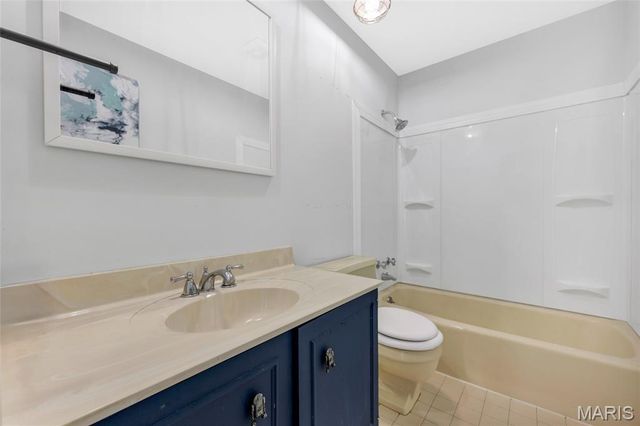 3 Newfield Court, Ballwin, MO 63011