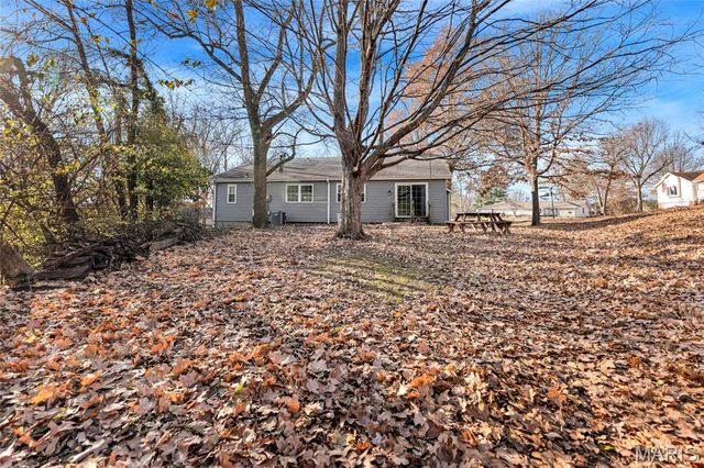 3 Newfield Court, Ballwin, MO 63011