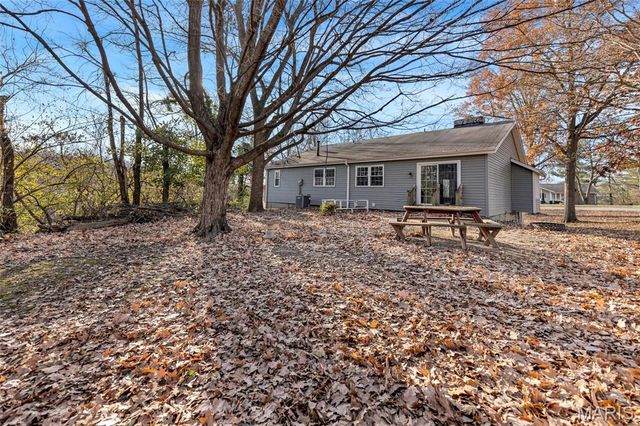 3 Newfield Court, Ballwin, MO 63011