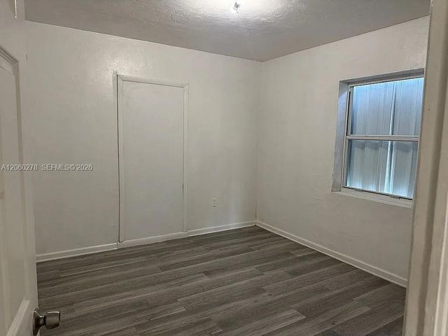 1501 NW 42nd St, Miami, FL 33142