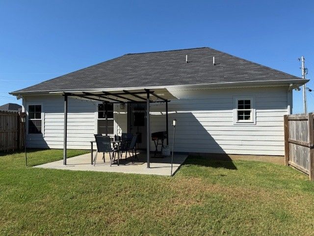 289 Mimosa Dr, Decherd, TN 37324