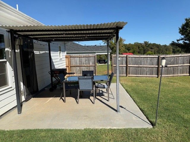 289 Mimosa Dr, Decherd, TN 37324