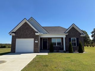 289 Mimosa Dr, Decherd, TN 37324