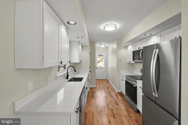 142 JEFFERSON DR, Palmyra, VA 22963