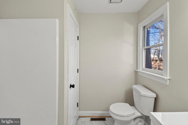 142 JEFFERSON DR, Palmyra, VA 22963