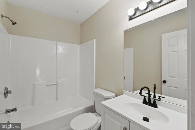 142 JEFFERSON DR, Palmyra, VA 22963