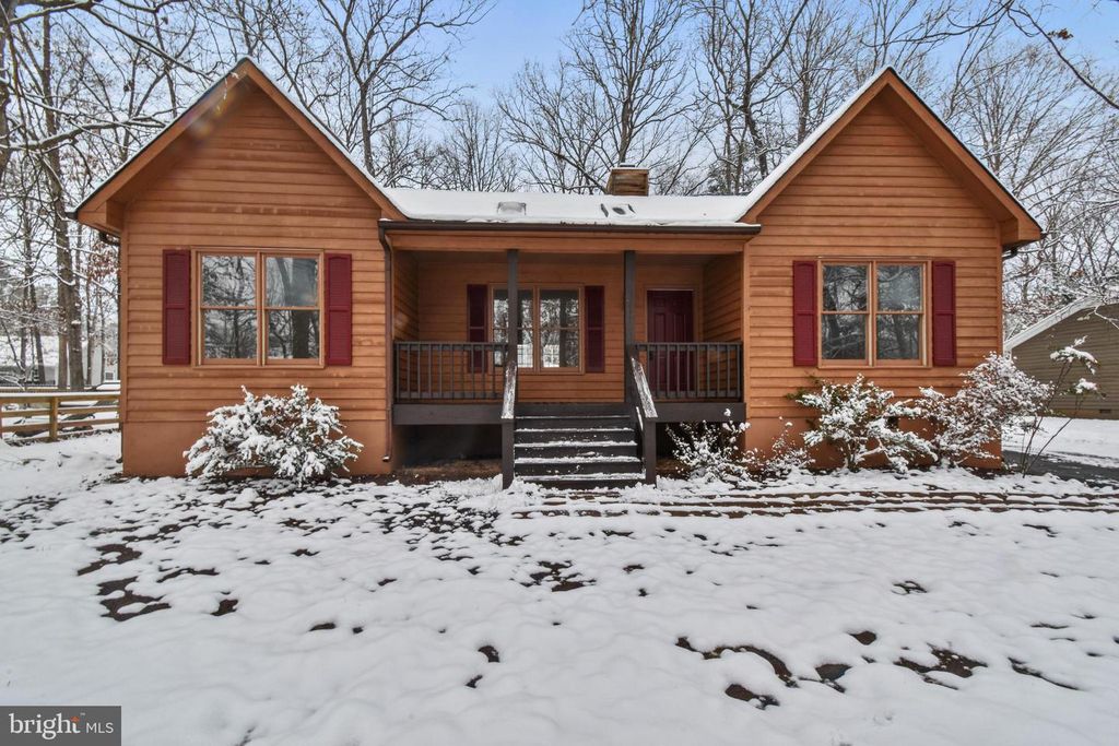 142 JEFFERSON DR, Palmyra, VA 22963