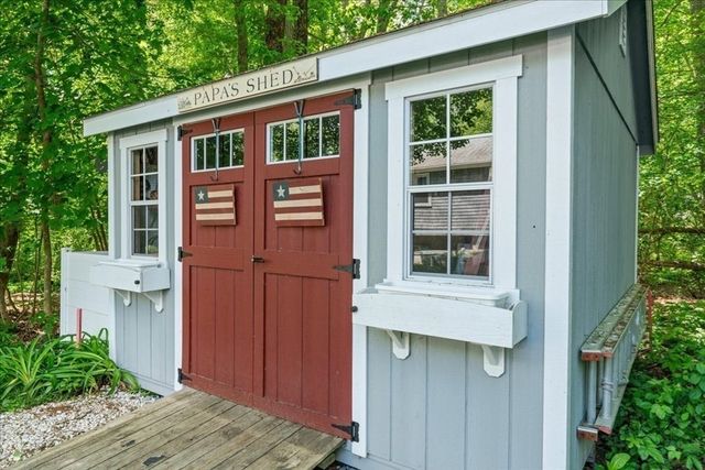 579 Walnut St, Bridgewater, MA 02324