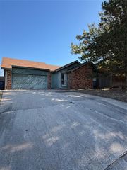 4331 Liberty Circle, Shawnee, OK 74804