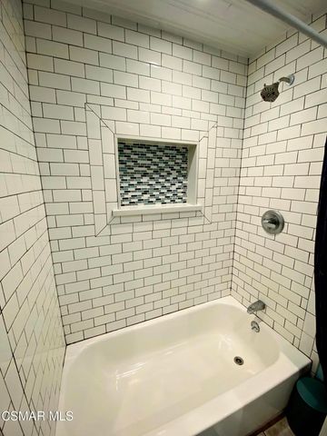 9333 Rowell Avenue, Chatsworth, CA 91311