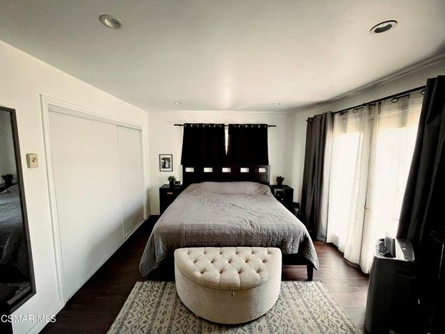 9333 Rowell Avenue, Chatsworth, CA 91311