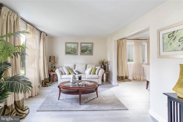 937 CALEDONIA ST, Philadelphia, PA 19128