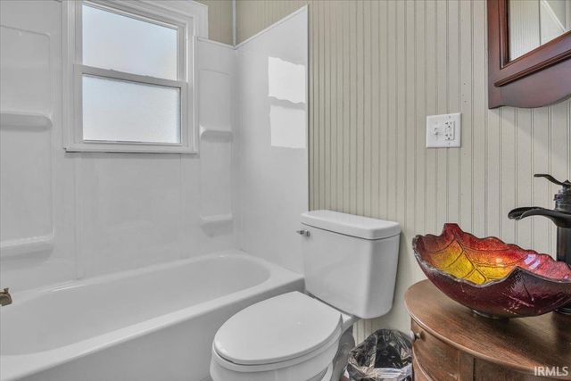 4900 Daylight Drive, Evansville, IN 47725