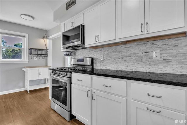 4900 Daylight Drive, Evansville, IN 47725