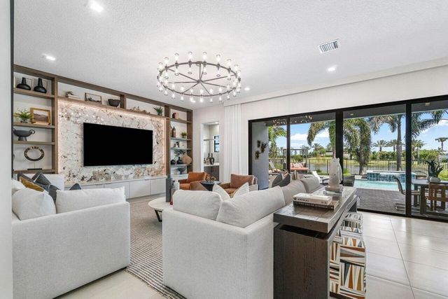 13066 Florida Crane Drive, Palm Beach Gardens, FL 33412