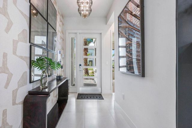 13066 Florida Crane Drive, Palm Beach Gardens, FL 33412