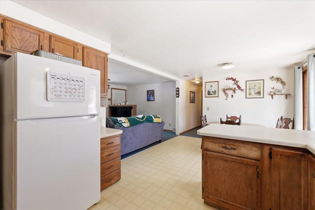 N5516 HILLSIDE DRIVE, Wild Rose, WI 54984